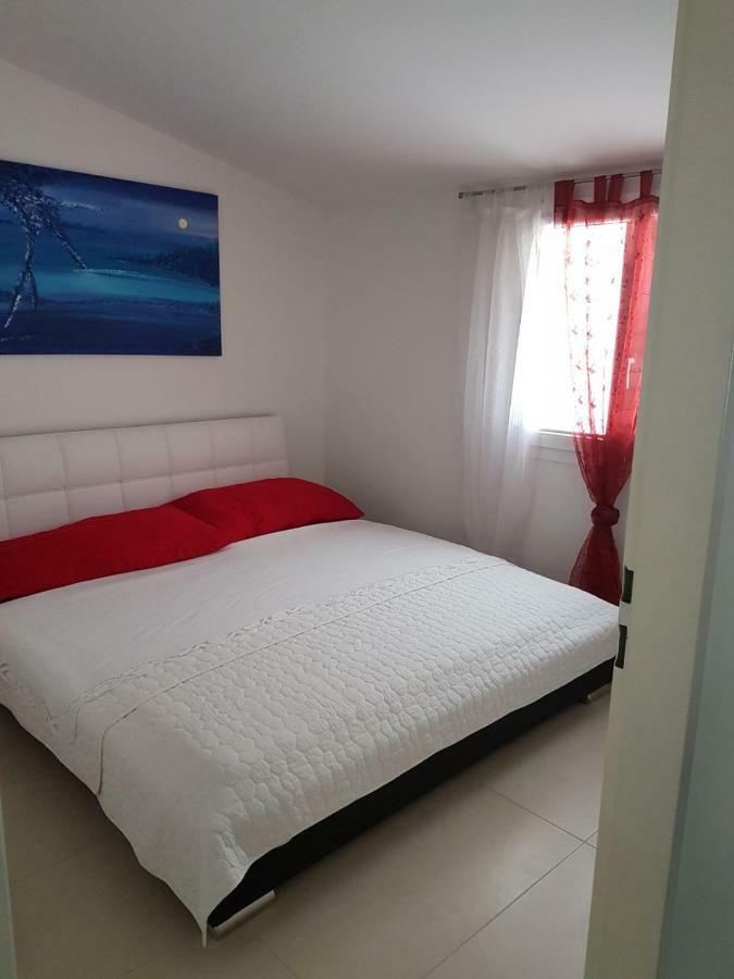 Apartment Dijana Kaštela Esterno foto